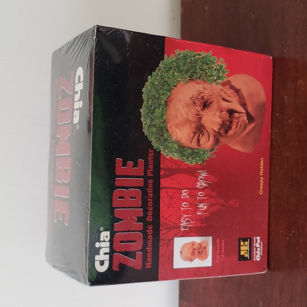 NWT Chia Pet Zombie Creepy Holden